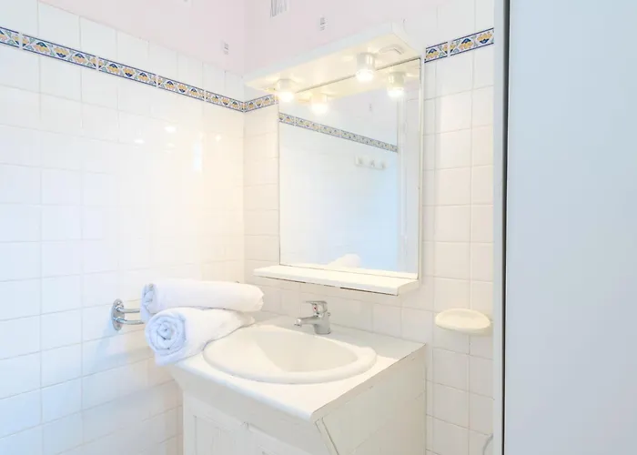 Promenade Des Pins By Interhome Casa de Férias